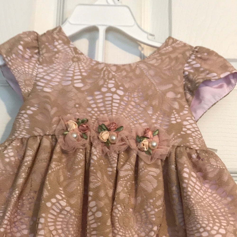 Dress - Picture 2 of 4